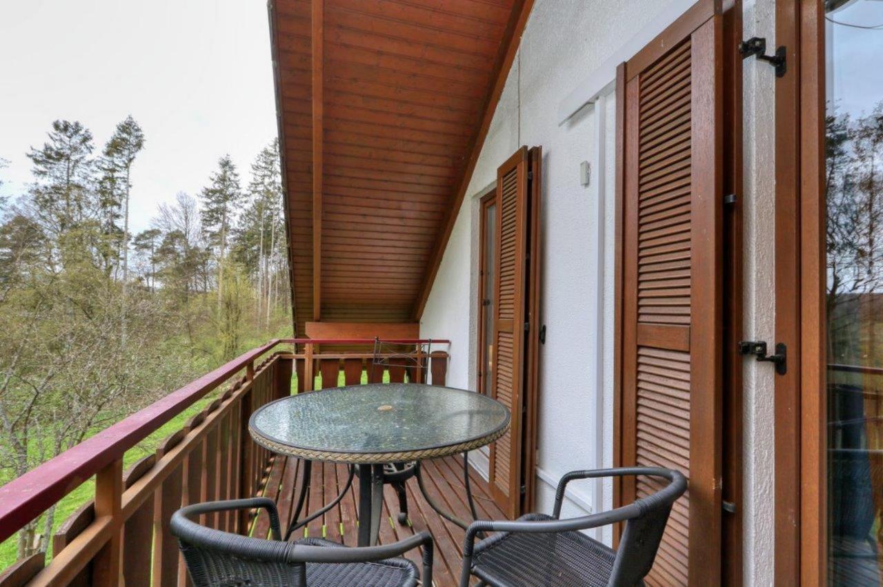 Seepark Kirchheim Ferienhaus Bei Zeta Mit Sauna المظهر الخارجي الصورة